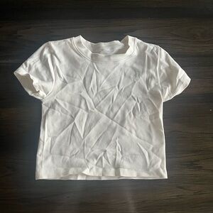 Dynamite Classic Cropped White Short Sleeve Tee